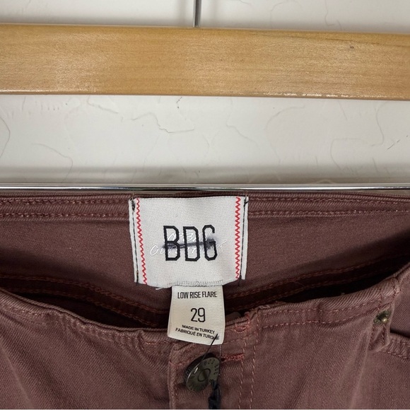 BDG Comfort Stretch Ultra Low Rise Flare Jean - Picture 7 of 10